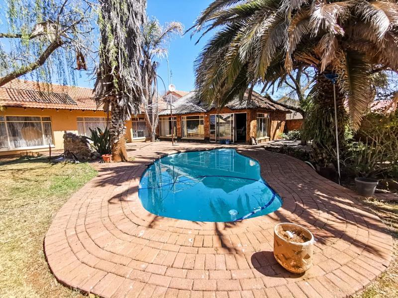 4 Bedroom House