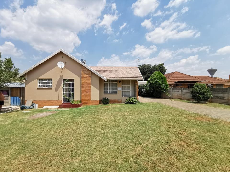 4 Bedroom House