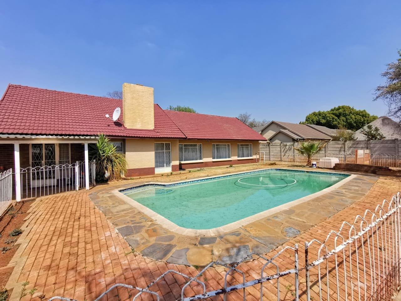 4 Bedroom House