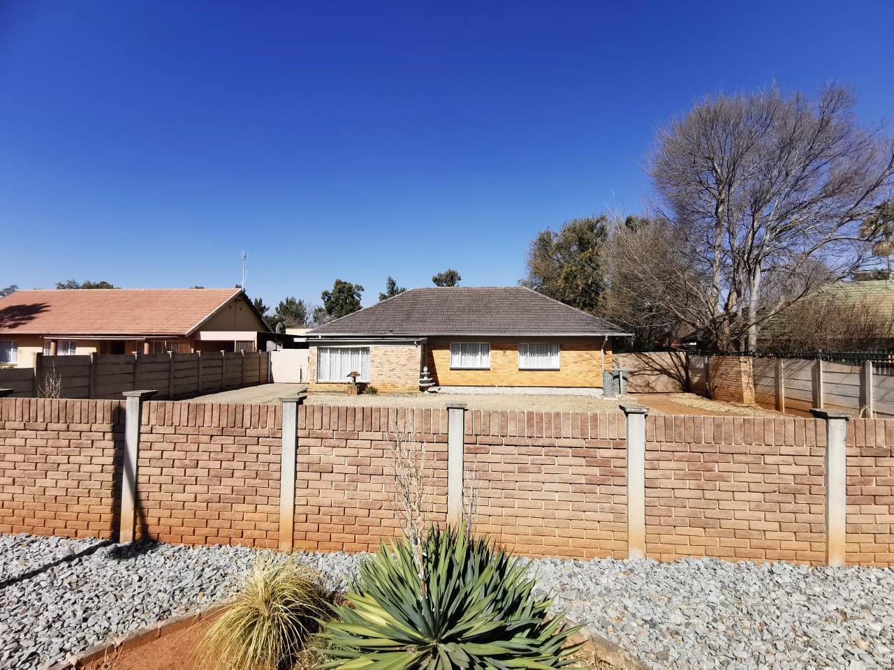 2 Bedroom House