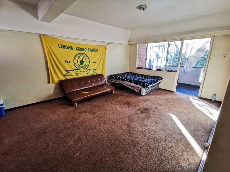 1.5 Bedroom Apartment