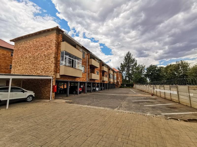 1.5 Bedroom Apartment