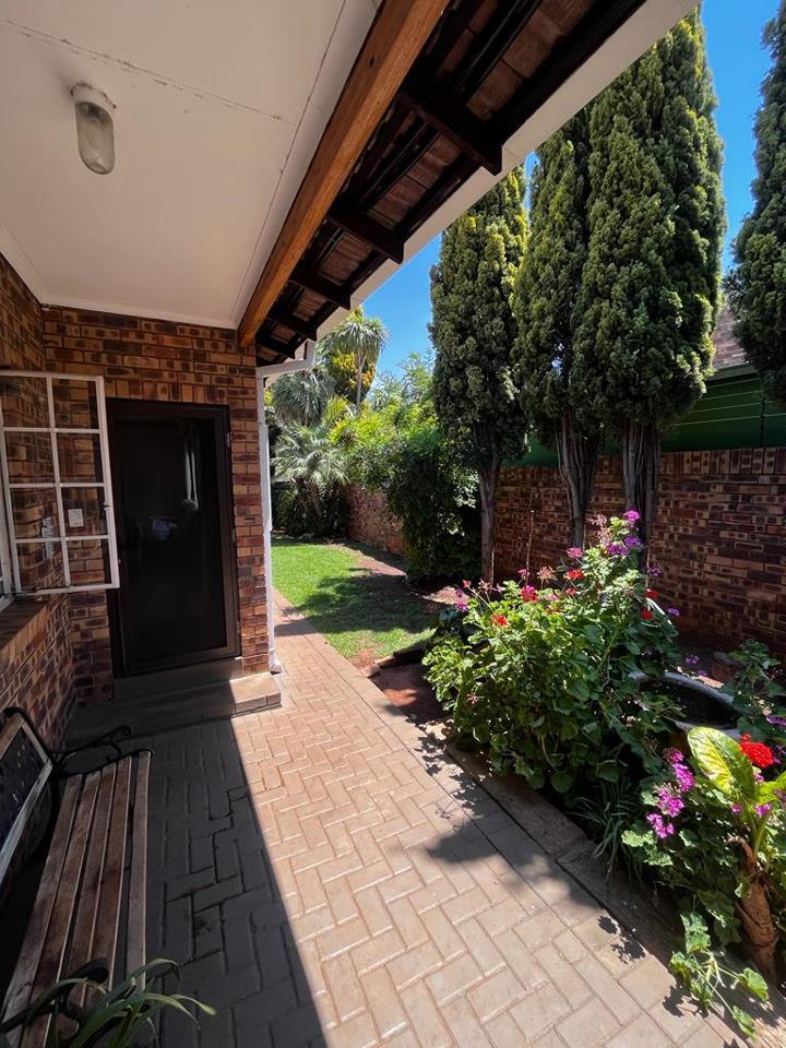 3 Bedroom Townhouse