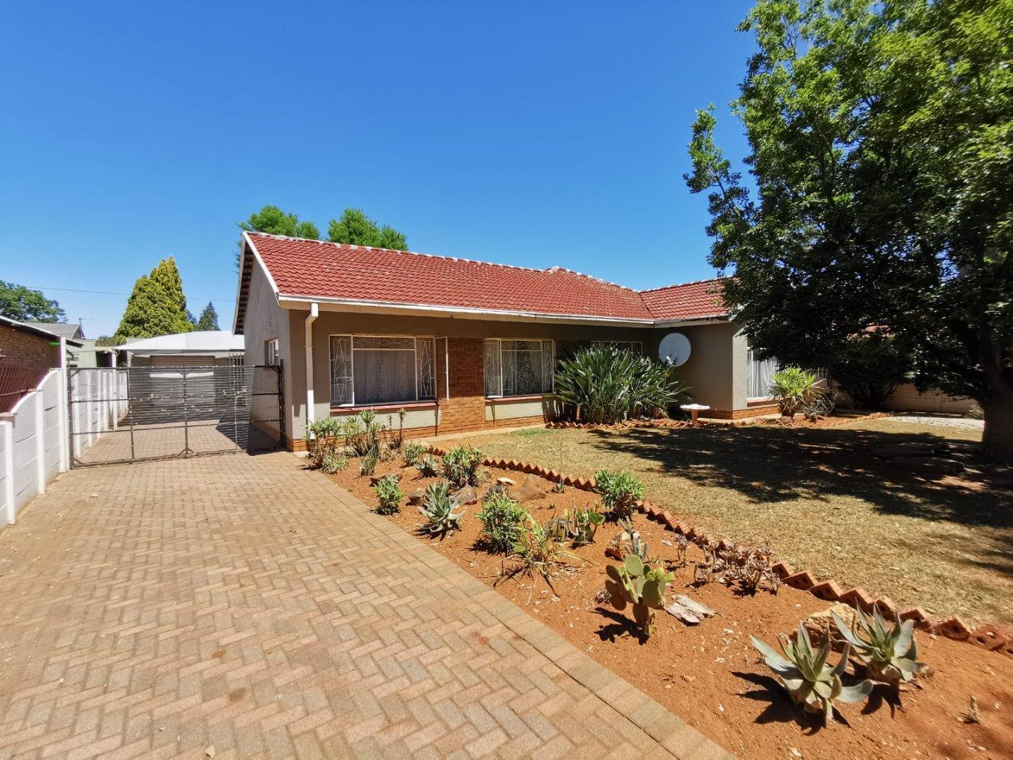 5 Bedroom House