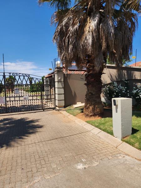 4 Bedroom Townhouse