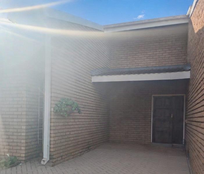 2 Bedroom Townhouse