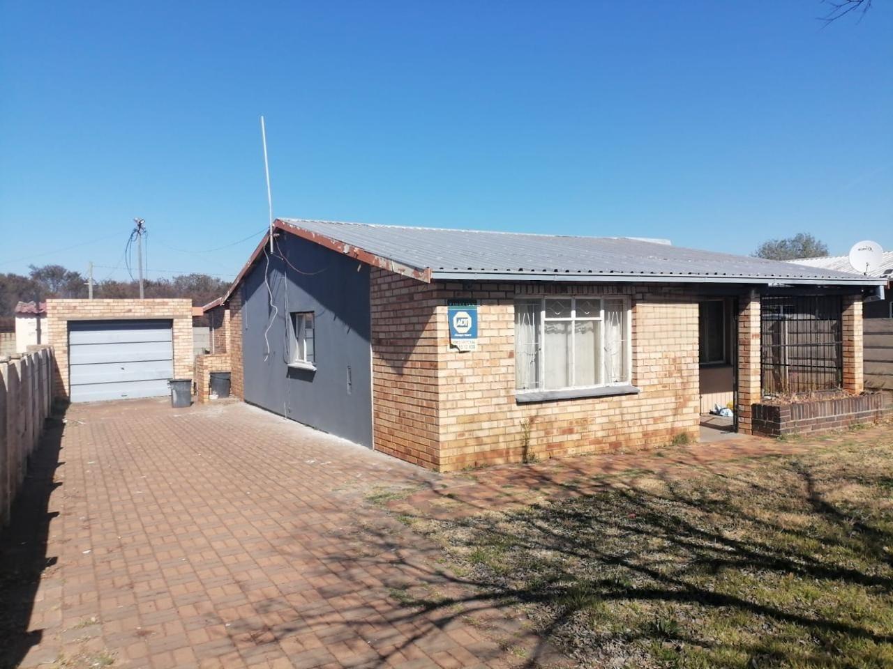 2 Bedroom House