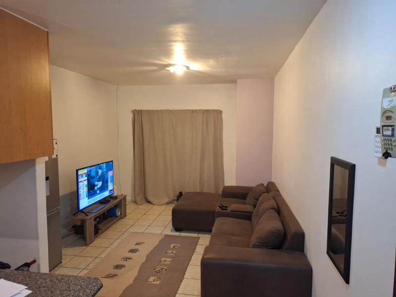 1 Bedroom House