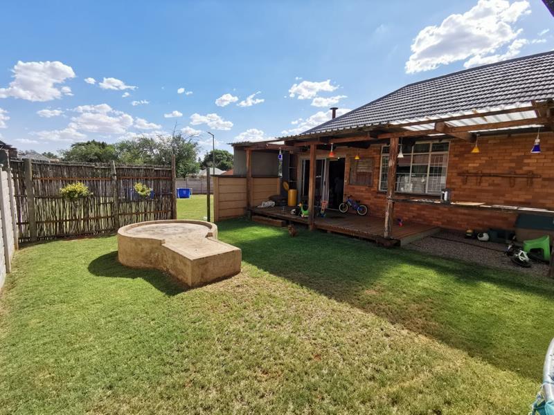 2 Bedroom House