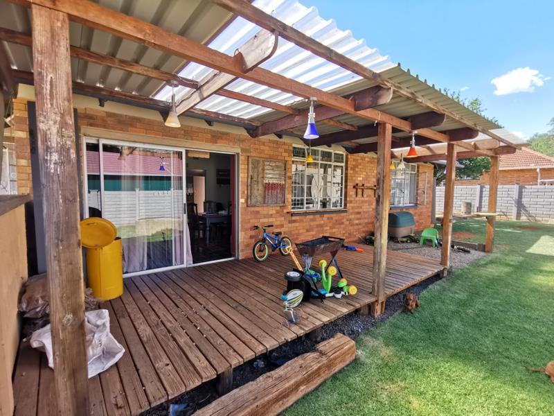 2 Bedroom House