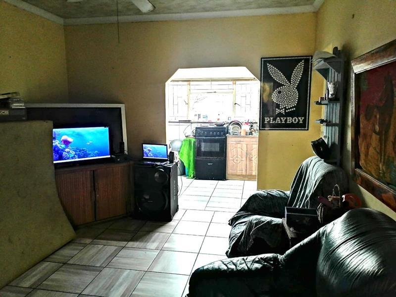 1 Bedroom House